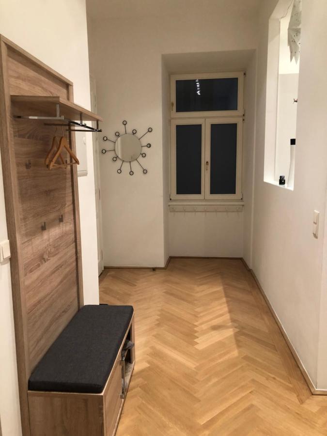 Quiet Apartment Next To Belvedere & Central Station Viena Exterior foto